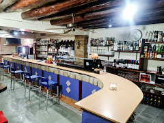 Bar Cafetería “Doble C”.