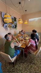 FILIPINO LA FAMILIA RESTAURANTE BAR Y BRASA