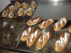 Panaderia-Pasteleria Bou-Marin.