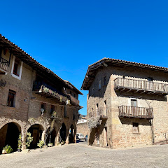 Plaza Mayor de Santa Pau