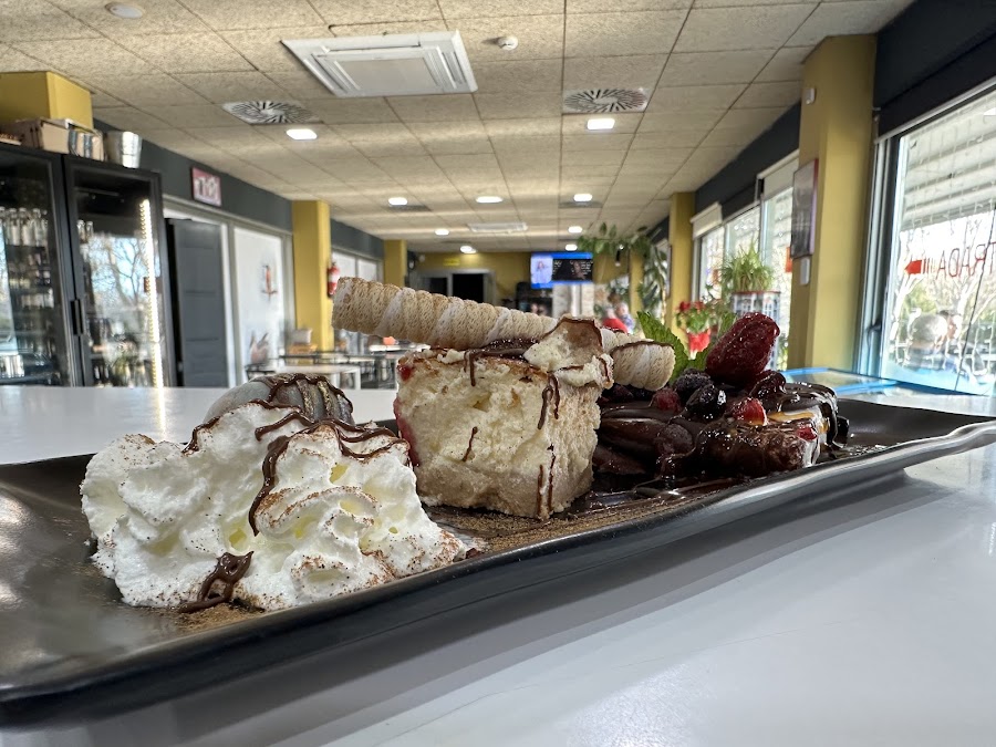 Anica's - Bar Complejo Deportivo Zuera