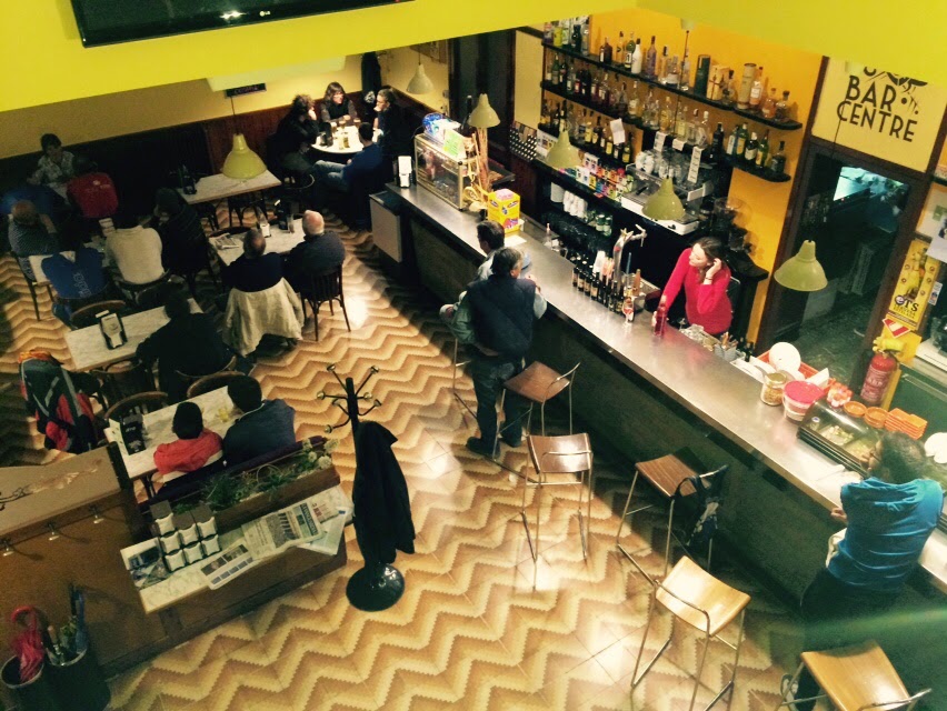 Bar centre