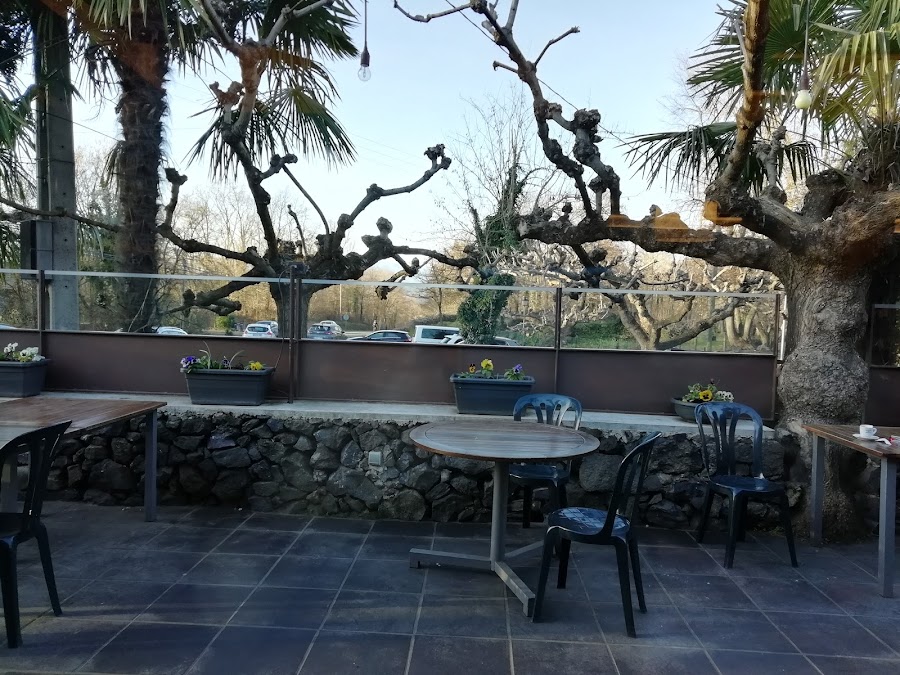Hostal dels Ossos