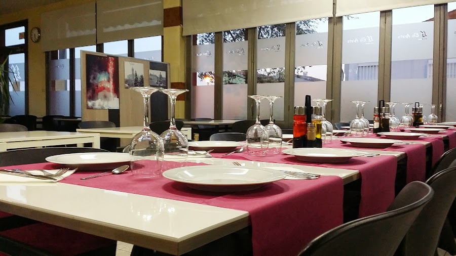 Hostal Restaurant Els Avets
