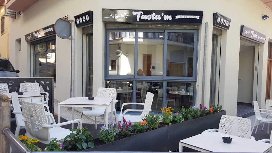 TASTA'M (tapas i copas)