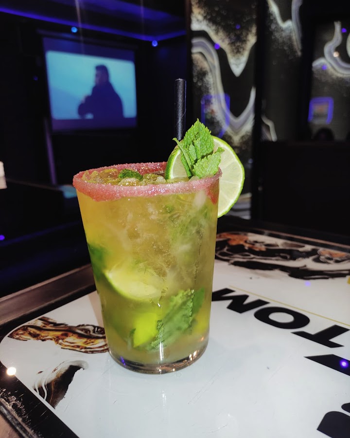 TomTom Cocktail & Shisha Lounge